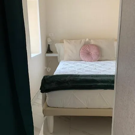 Nennella A Spaccanapoli Apartament Neapol