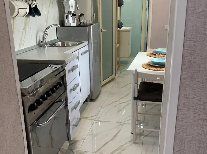 Nennella A Spaccanapoli *