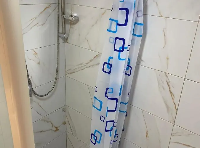 Nennella A Spaccanapoli Napoli